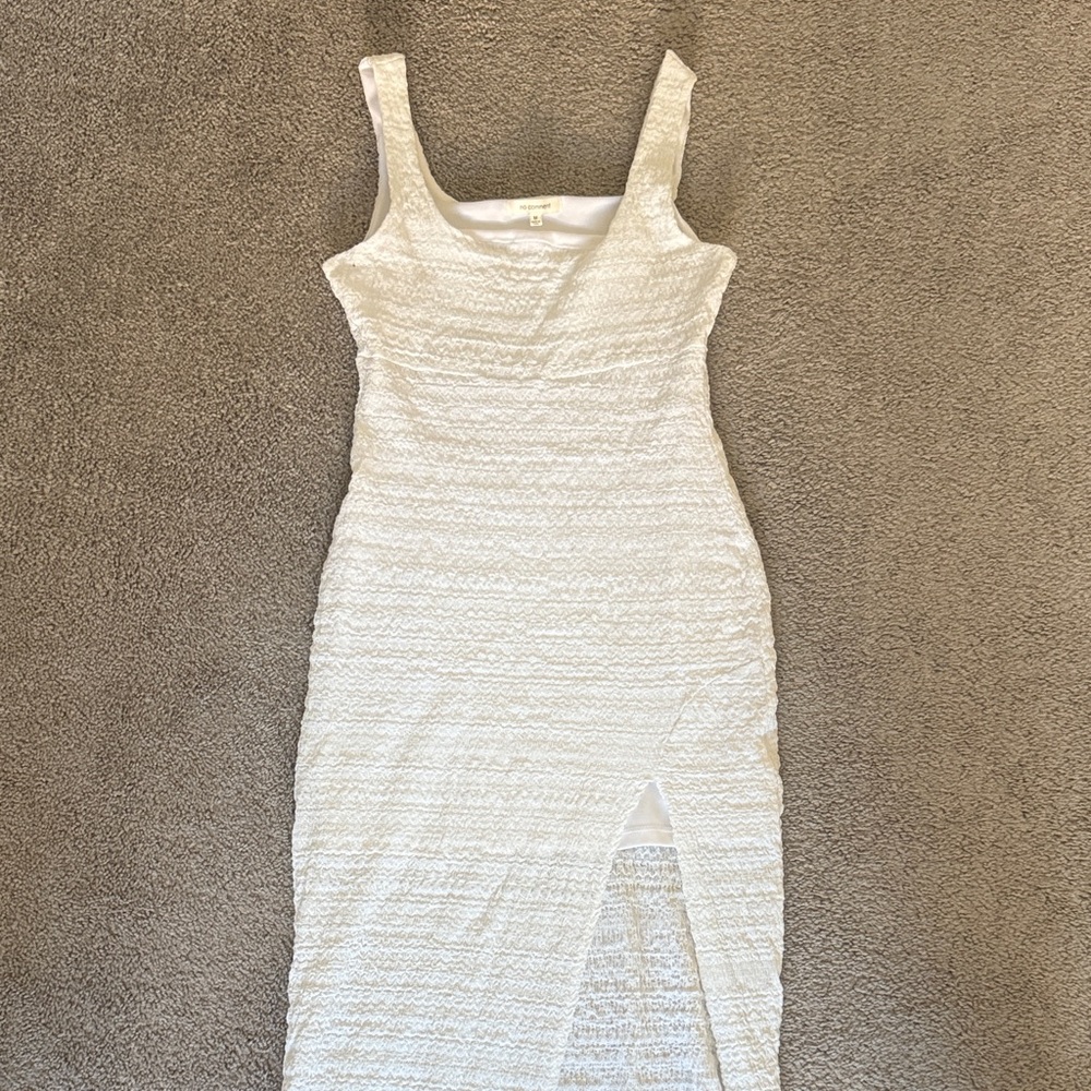 Chic White Textured Midi Dress